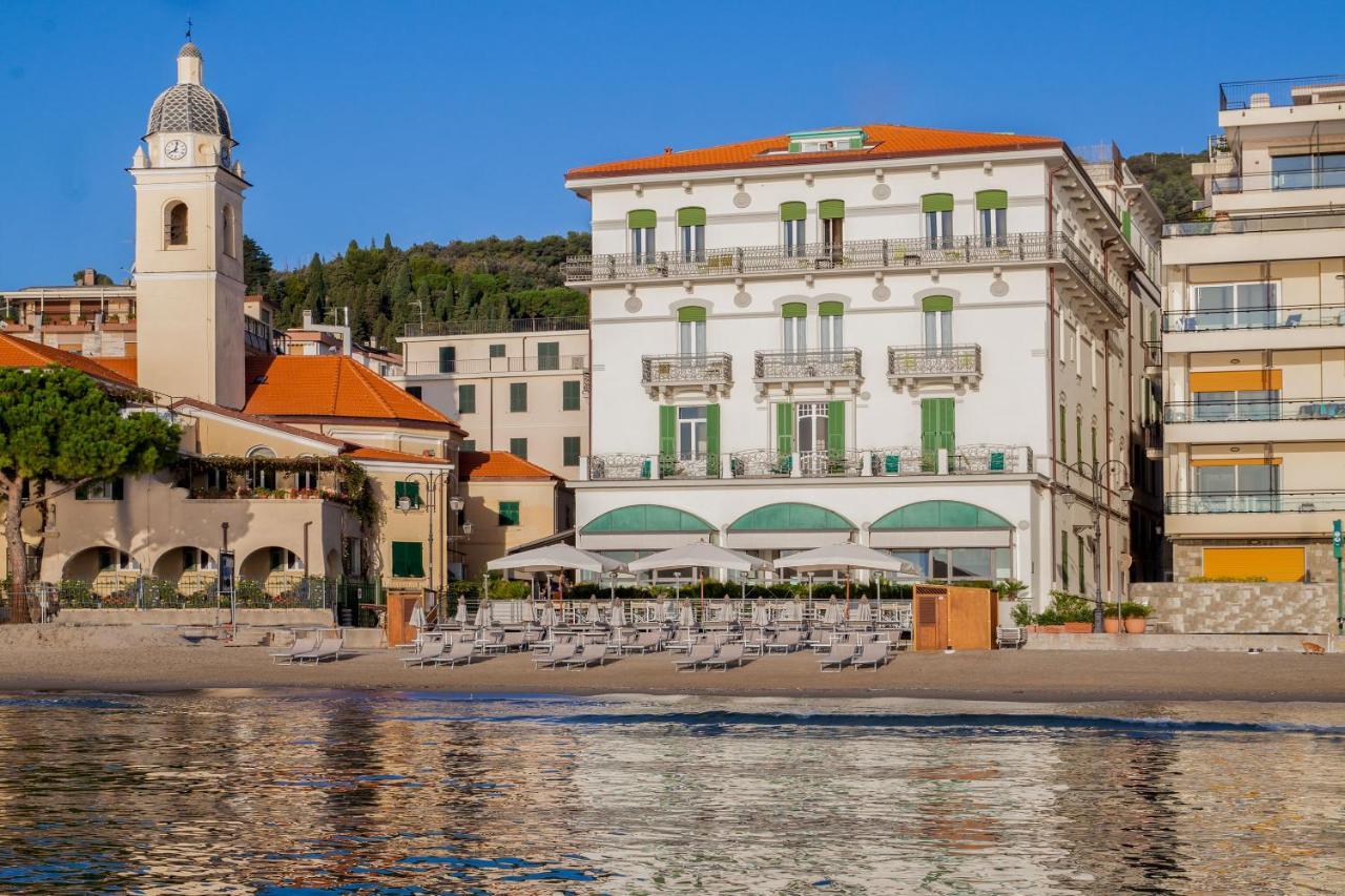 Hotel Lido Alassio Buitenkant foto